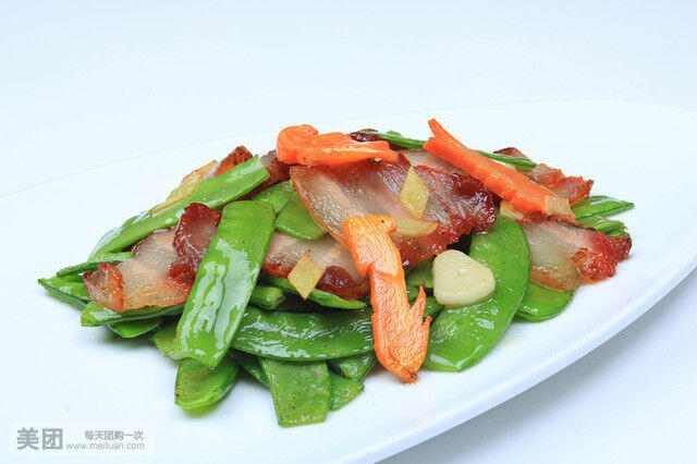 70 Roast Pork w.Snow Peas