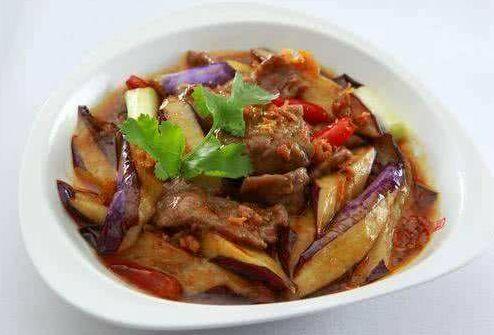 87 Beef w.Eggplant in Garlic Sauce (Spicy)
