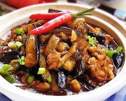 118 Chicken w.Eggplant in Garlic Sauce