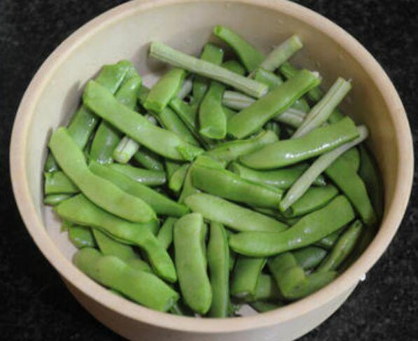 1 Steamed String Bean