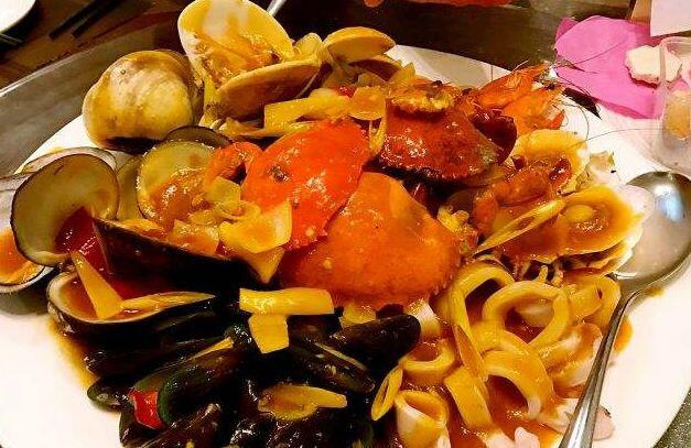 S15 Seafood Delight