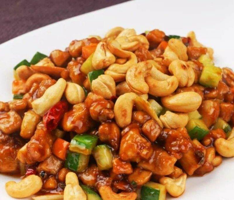 L 2 Diced Chicken w. Cashew Nuts