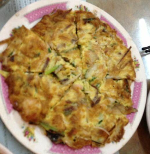 L 16 Roast Pork Egg Foo Young