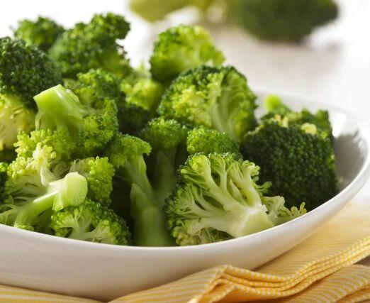L 25 Steamed Broccoli