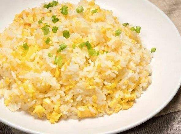 26 Egg Fried Rice