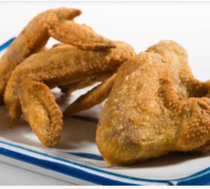 Fried Chicken Wings(4) w.Shrimp Fried Rice