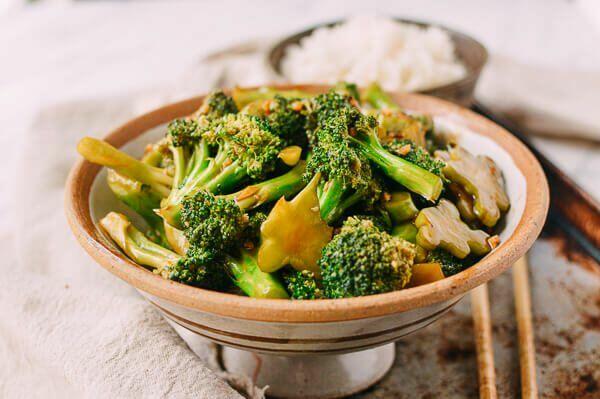 64 Broccoli w.Garlic Sauce (Spicy)